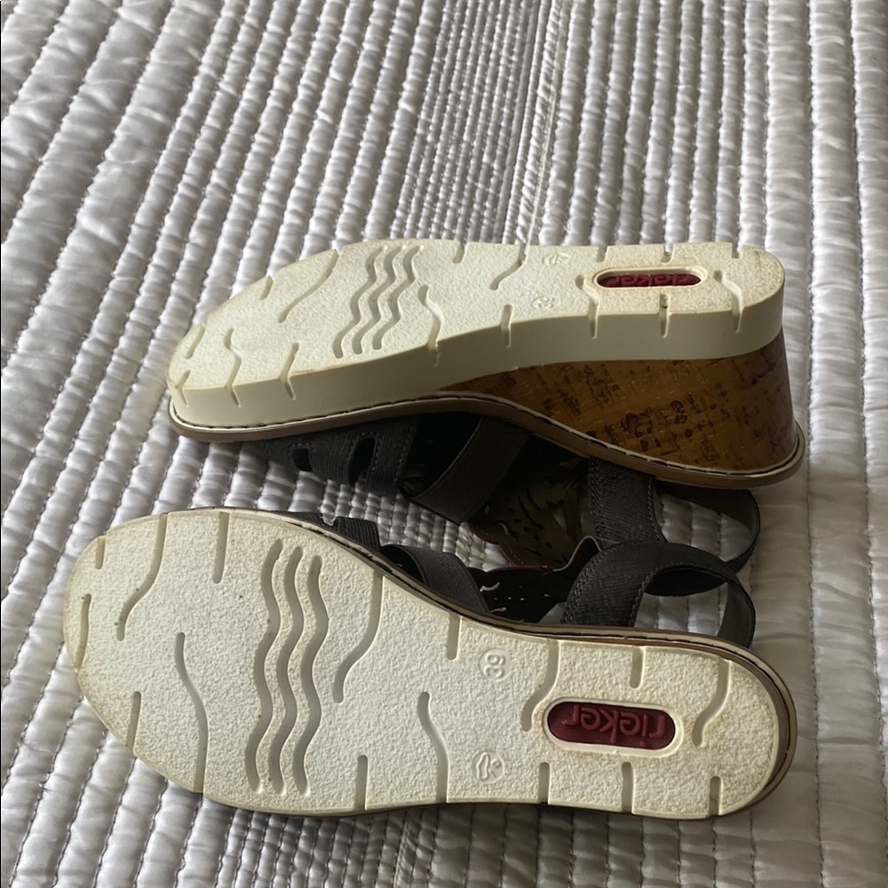 Butterfly Rieker Sandals - Picture 6 of 10